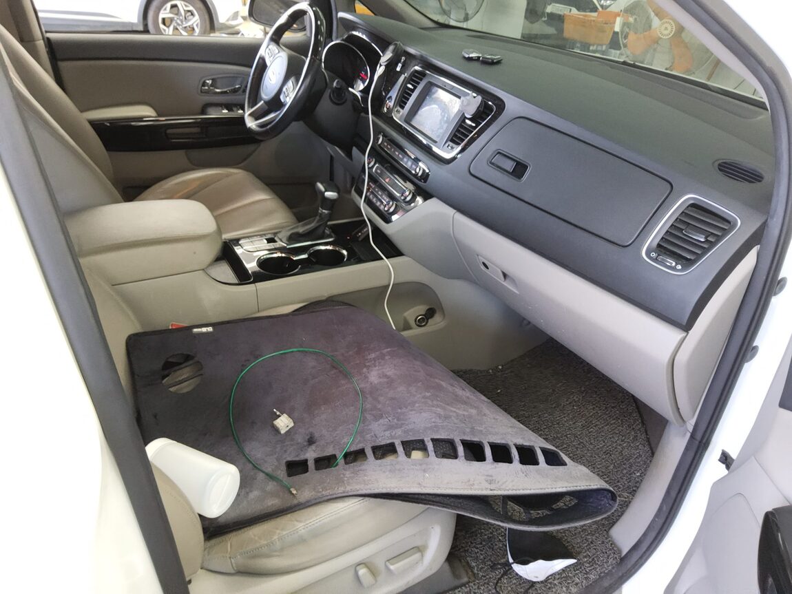 KIA THE NEW CARNIVAL 9-SEATER DIESEL NOBLESSE SPECIAL 2019 - zdjęcie 14