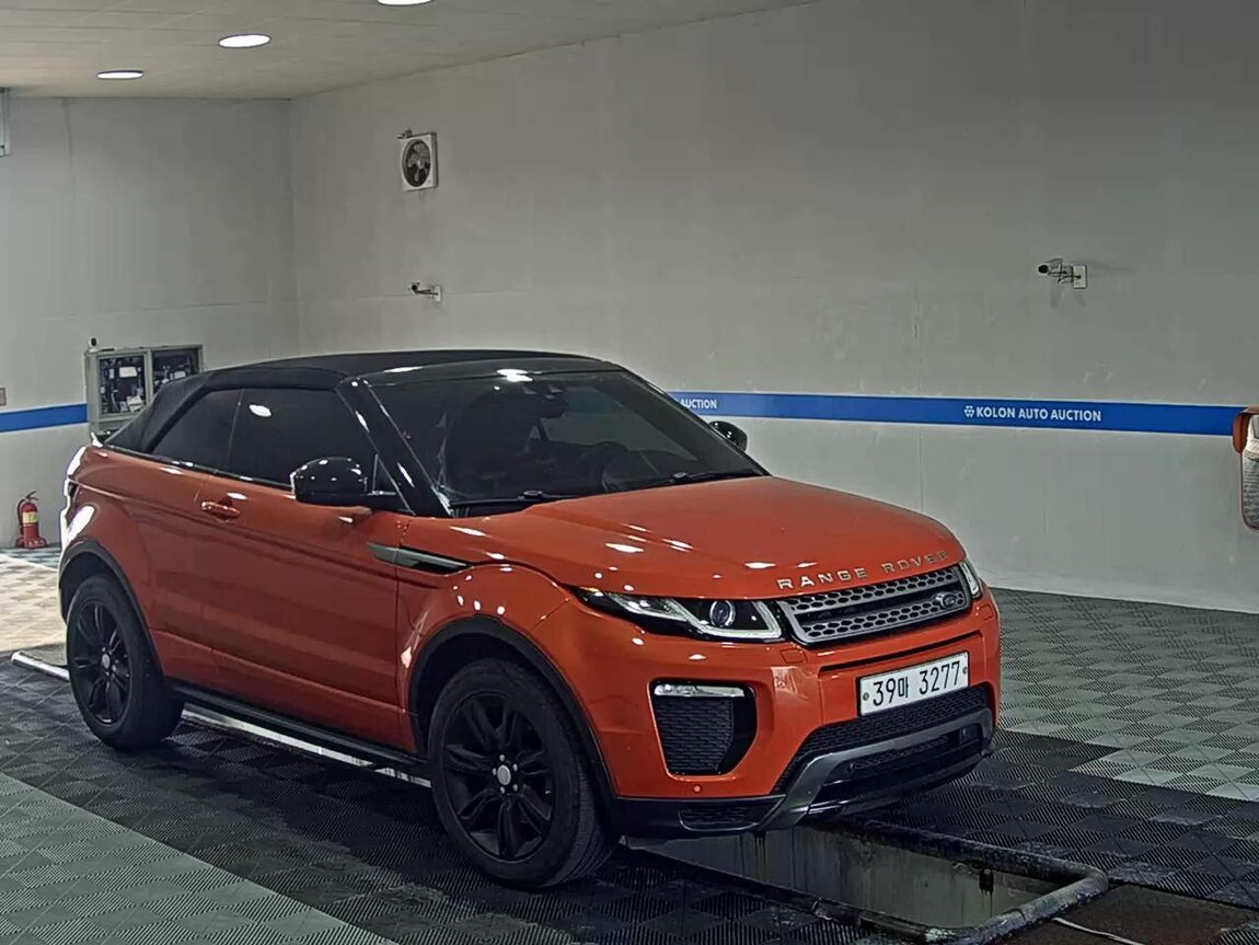 LAND ROVER RANGE ROVER EVOQUE CONVERTIBLE 2.0 TD4 SE DYNAMIC 2018 - zdjęcie 3