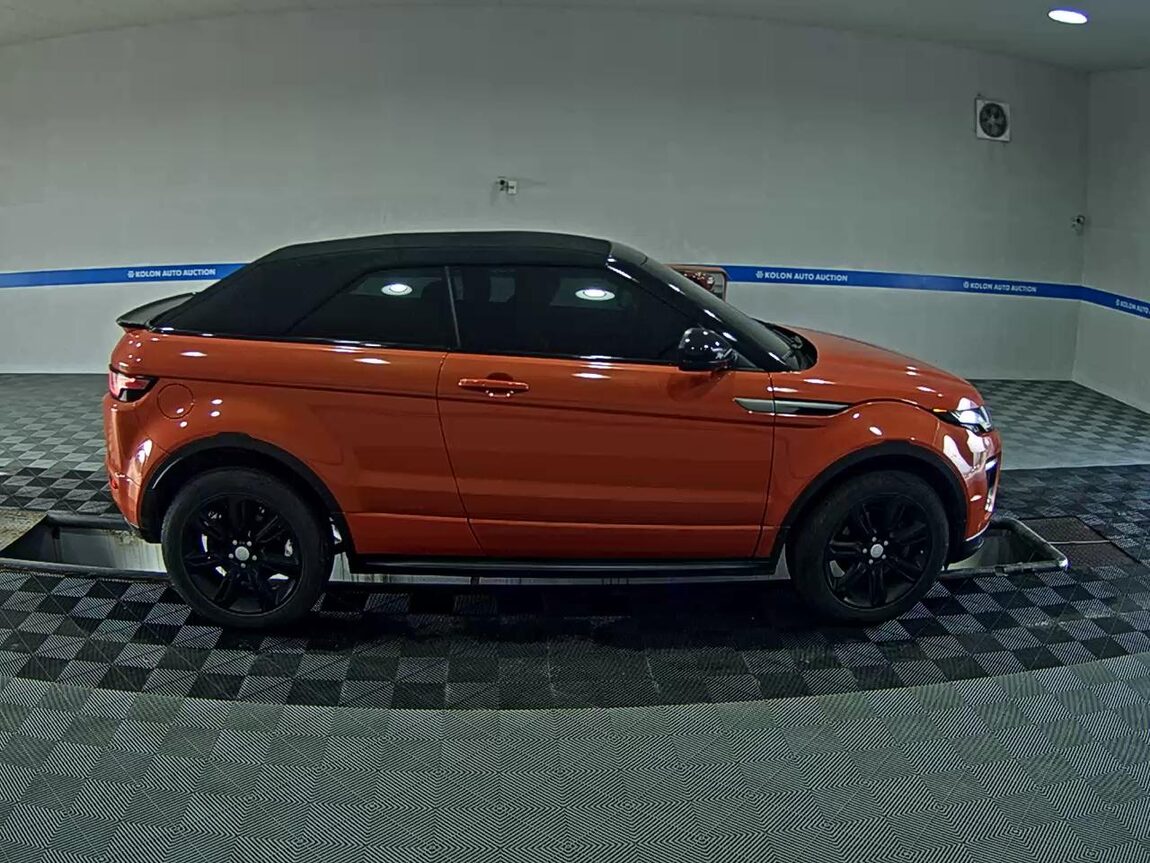 LAND ROVER RANGE ROVER EVOQUE CONVERTIBLE 2.0 TD4 SE DYNAMIC 2018 - zdjęcie 4
