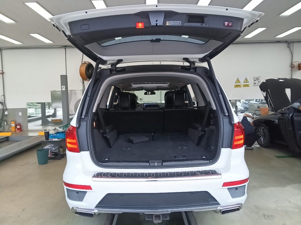 MERCEDES-BENZ GL-CLASS (2ND GEN) GL550 4MATIC 2015 - zdjęcie 15