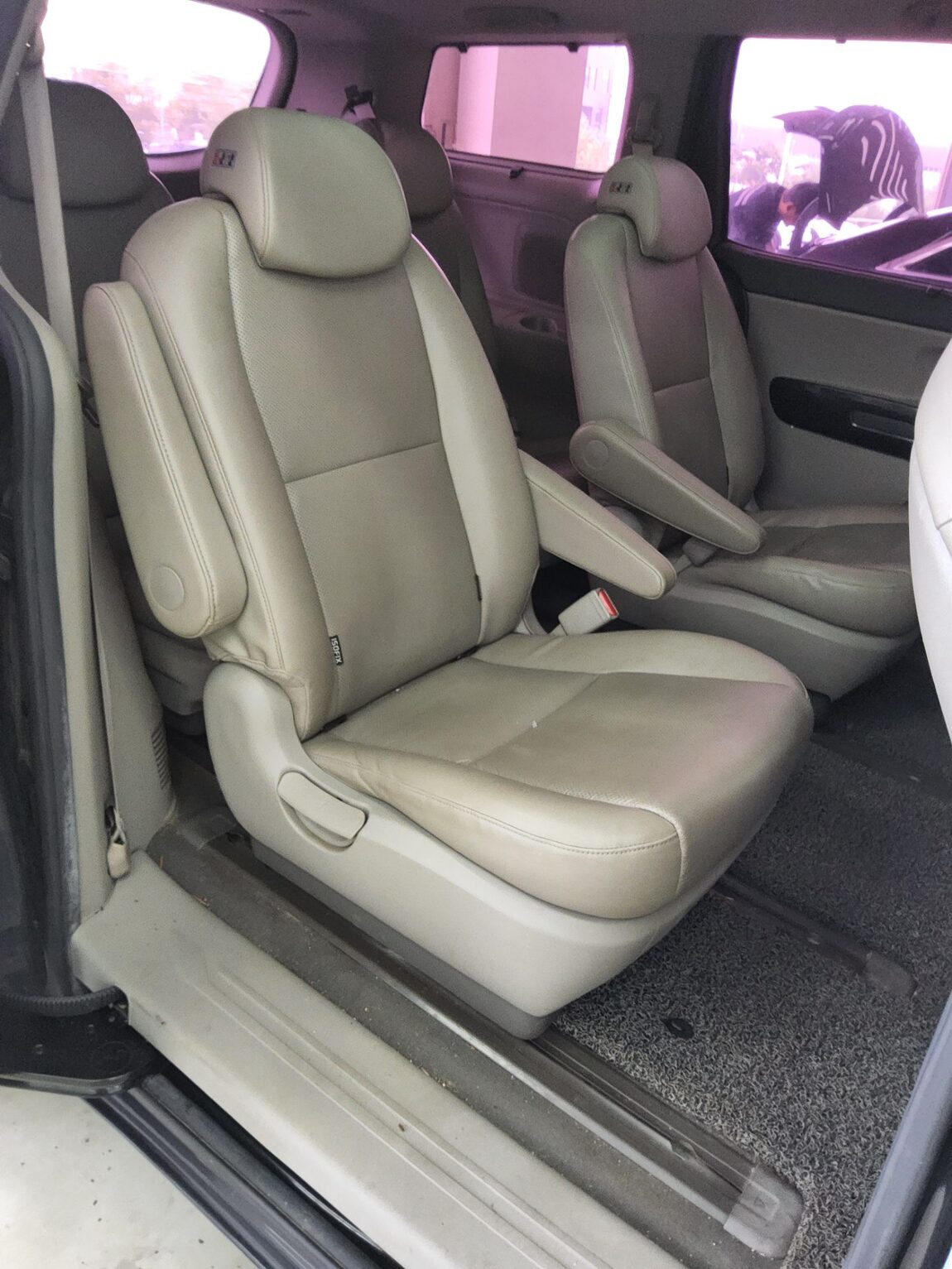 KIA ALL NEW CARNIVAL 9-SEATER DIESEL PRESTIGE 2016 - zdjęcie 13