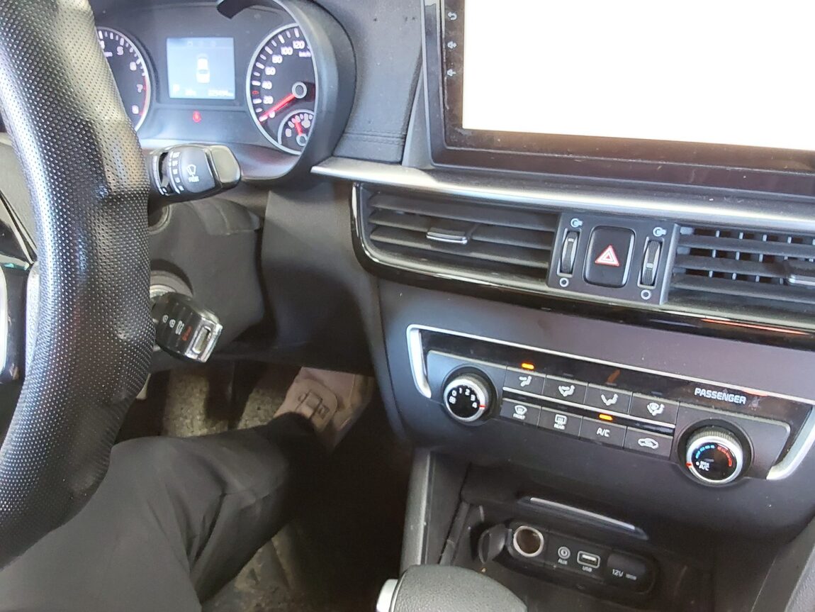 KIA NEW NEW K5 2.0 LPI TAXI DELUXE 2019 - zdjęcie 18