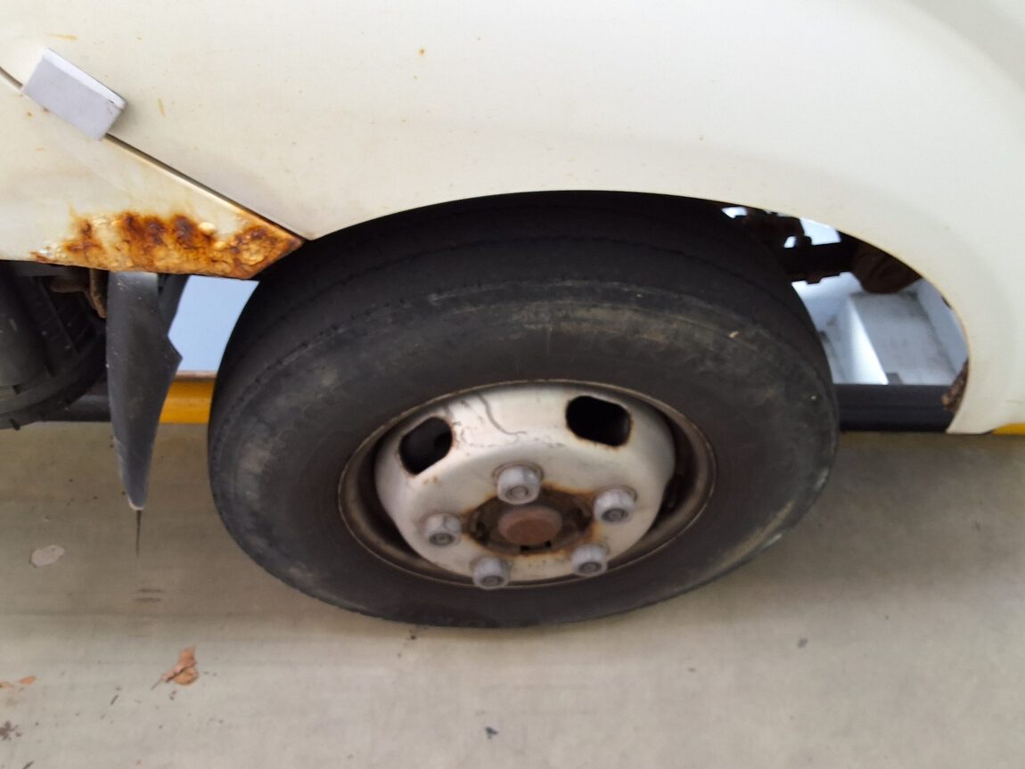 KIA BONGO III CARGO 1.2 TON KING CAB EXTRA LONG WHEELBASE 2015 - zdjęcie 17