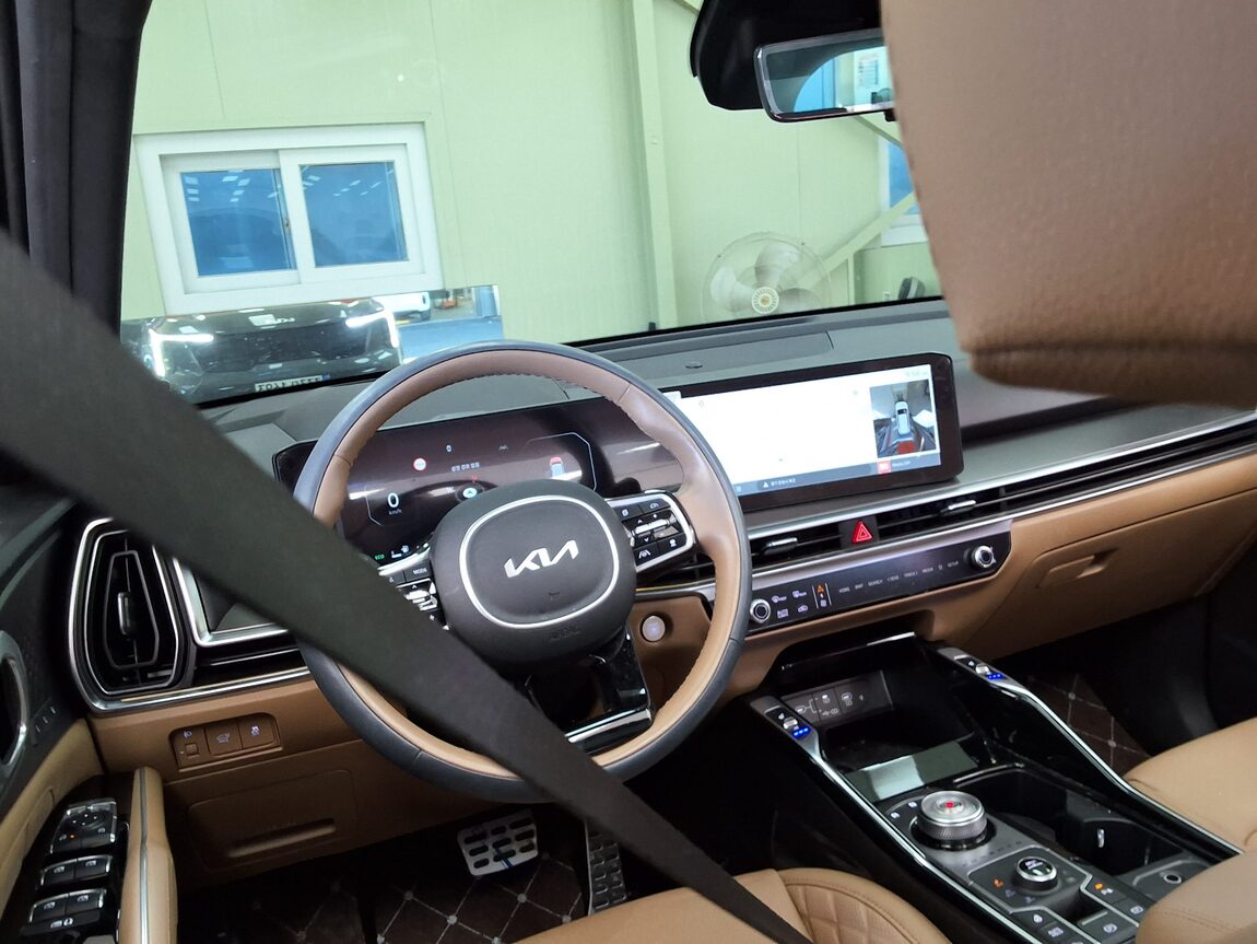 KIA THE NEW SORENTO HYBRID (MQ4) 1.6 HEV 4WD SIGNATURE GRAVITY 2025 - zdjęcie 12