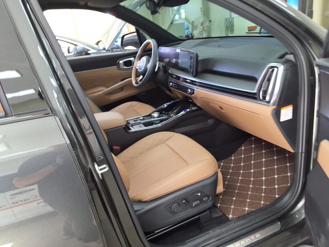 KIA THE NEW SORENTO HYBRID (MQ4) 1.6 HEV 4WD SIGNATURE GRAVITY 2025 - zdjęcie 15