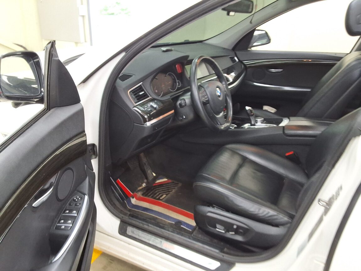 BMW GRAN TURISMO (GT) 5 SERIES GT 20d ED EDITION LUXURY 2015 - zdjęcie 11