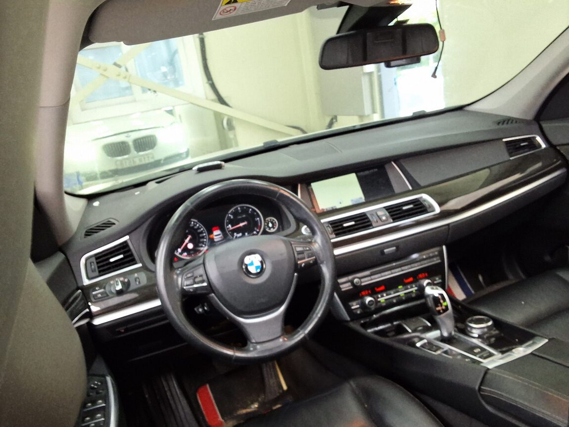 BMW GRAN TURISMO (GT) 5 SERIES GT 20d ED EDITION LUXURY 2015 - zdjęcie 12