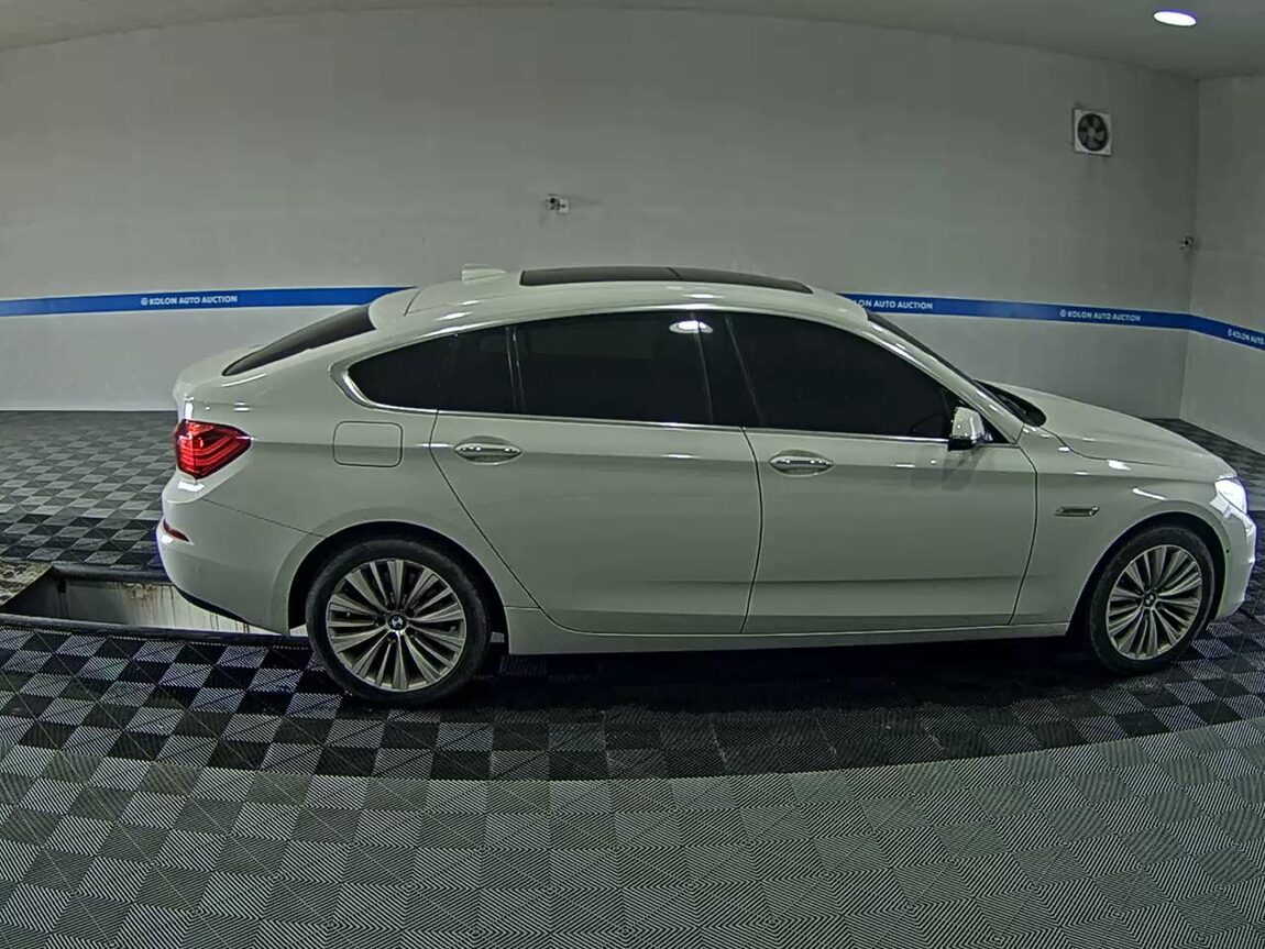 BMW GRAN TURISMO (GT) 5 SERIES GT 20d ED EDITION LUXURY 2015 - zdjęcie 4