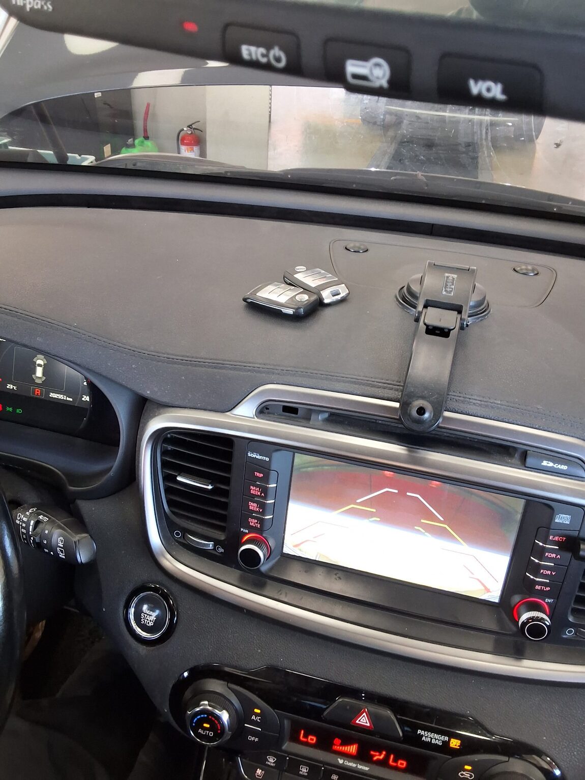 KIA ALL NEW SORENTO R2.0 2WD NOBLESSE SPECIAL 2016 - zdjęcie 17