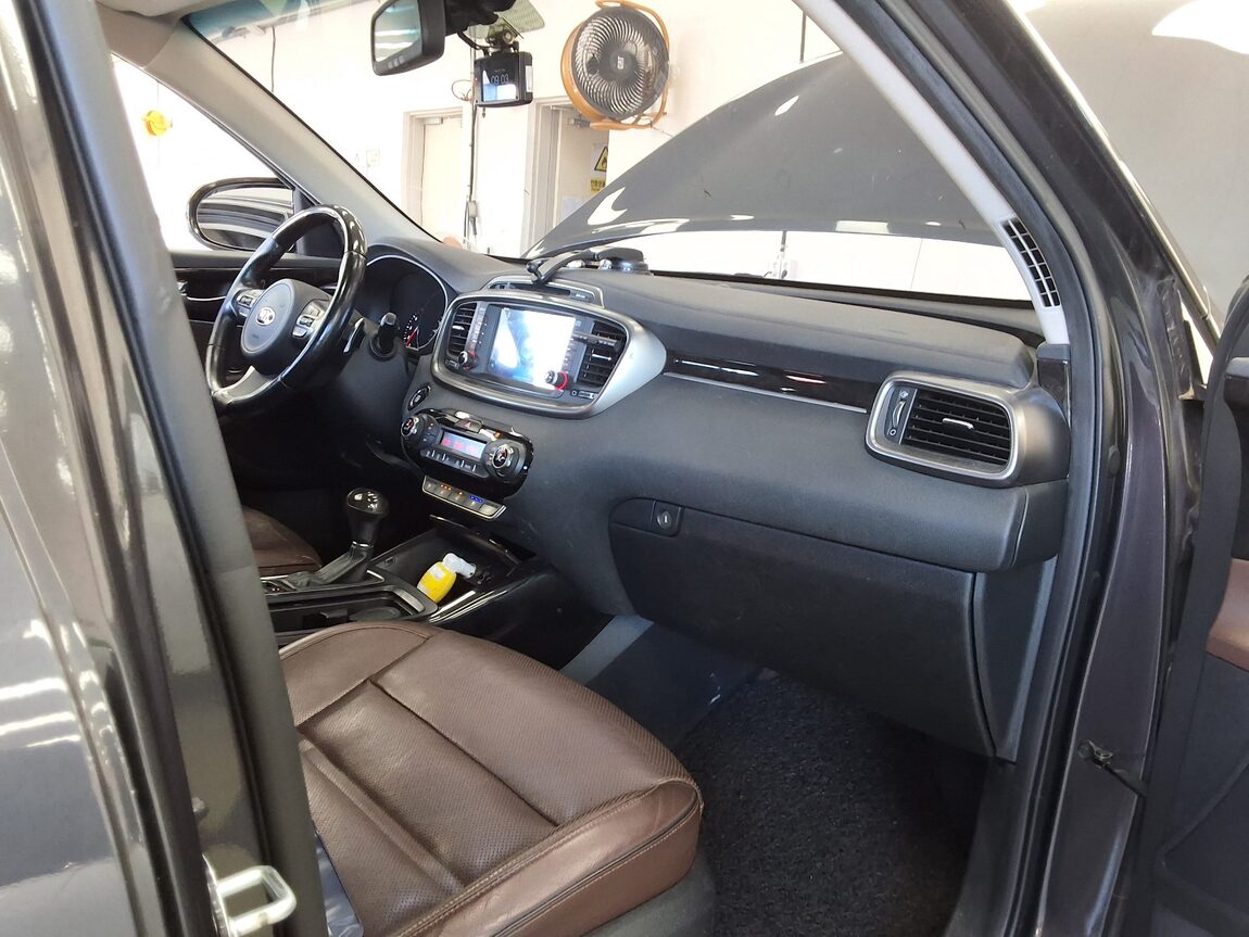 KIA ALL NEW SORENTO R2.0 2WD NOBLESSE SPECIAL 2016 - zdjęcie 14