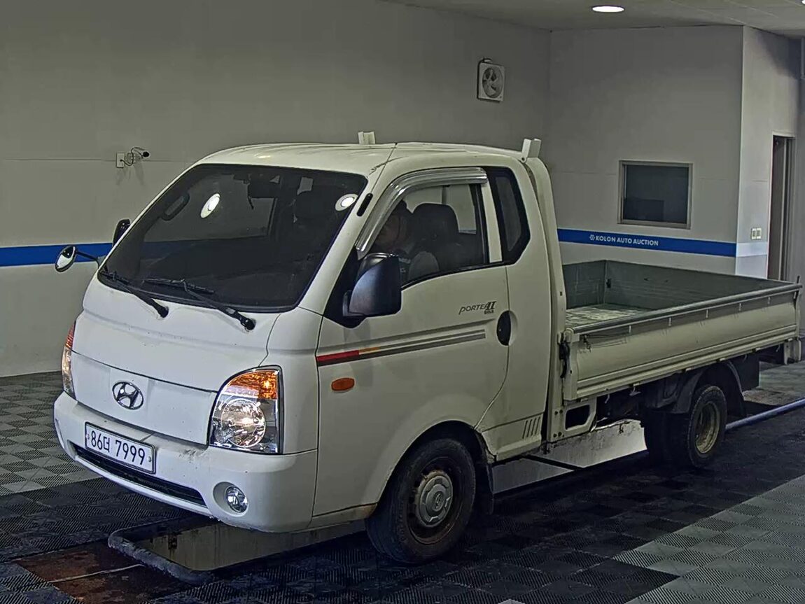 HYUNDAI PORTER II HIGH-ROOF BUILT-IN BOX TRUCK SUPER CAB 2011 - zdjęcie 2