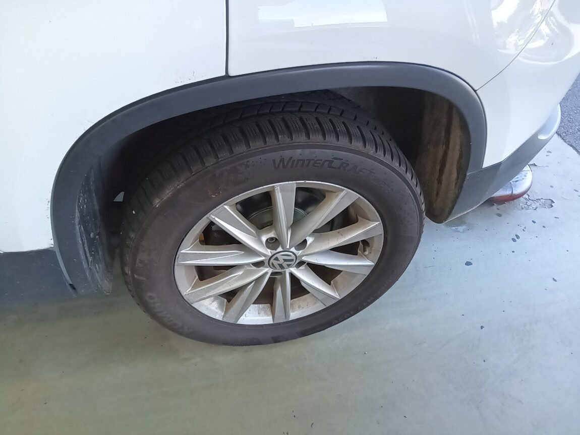 VOLKSWAGEN TIGUAN 2.0 TDI BLUEMOTION 2016 - zdjęcie 25