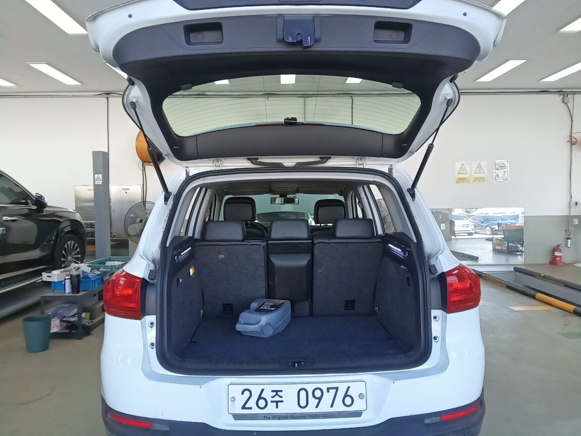 VOLKSWAGEN TIGUAN 2.0 TDI BLUEMOTION 2016 - zdjęcie 15