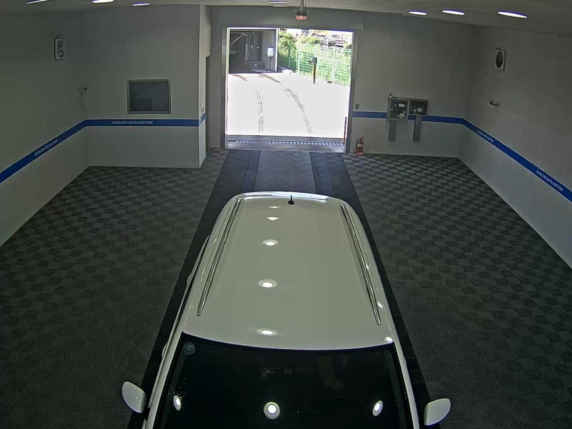 VOLKSWAGEN TIGUAN 2.0 TDI BLUEMOTION 2016 - zdjęcie 7