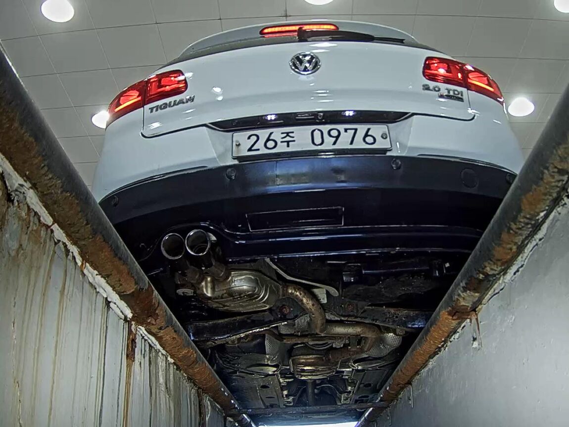VOLKSWAGEN TIGUAN 2.0 TDI BLUEMOTION 2016 - zdjęcie 8