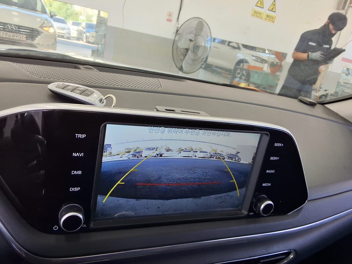 HYUNDAI SONATA (DN8) L2.0 RENTAL CAR STYLE 2022 - zdjęcie 17