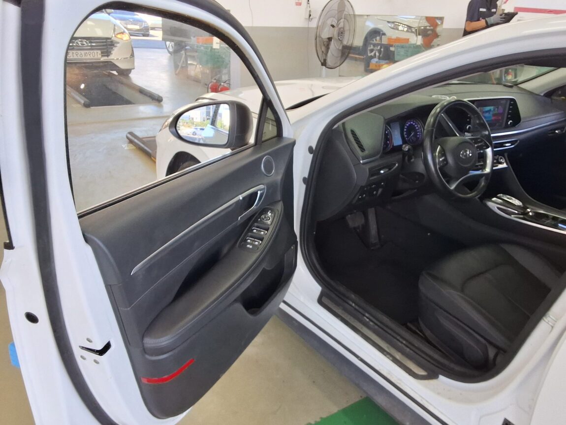 HYUNDAI SONATA (DN8) L2.0 RENTAL CAR STYLE 2022 - zdjęcie 10