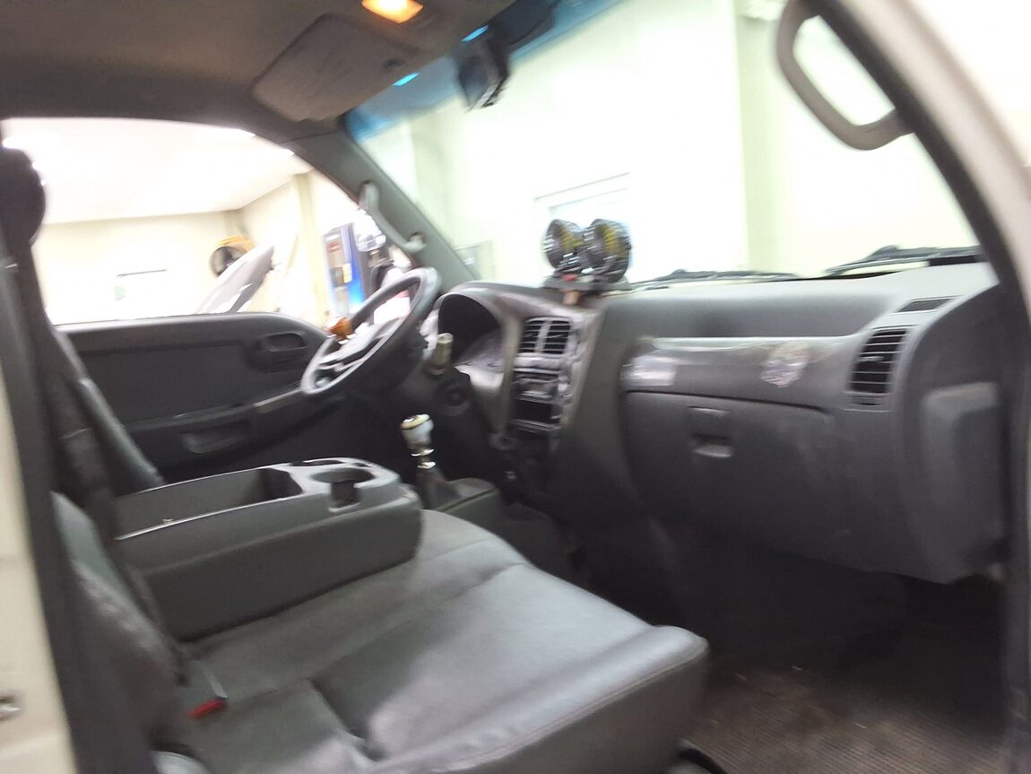 KIA BONGO III CARGO CRDi KING CAB EXTRA LONG WHEELBASE 2016 - zdjęcie 12