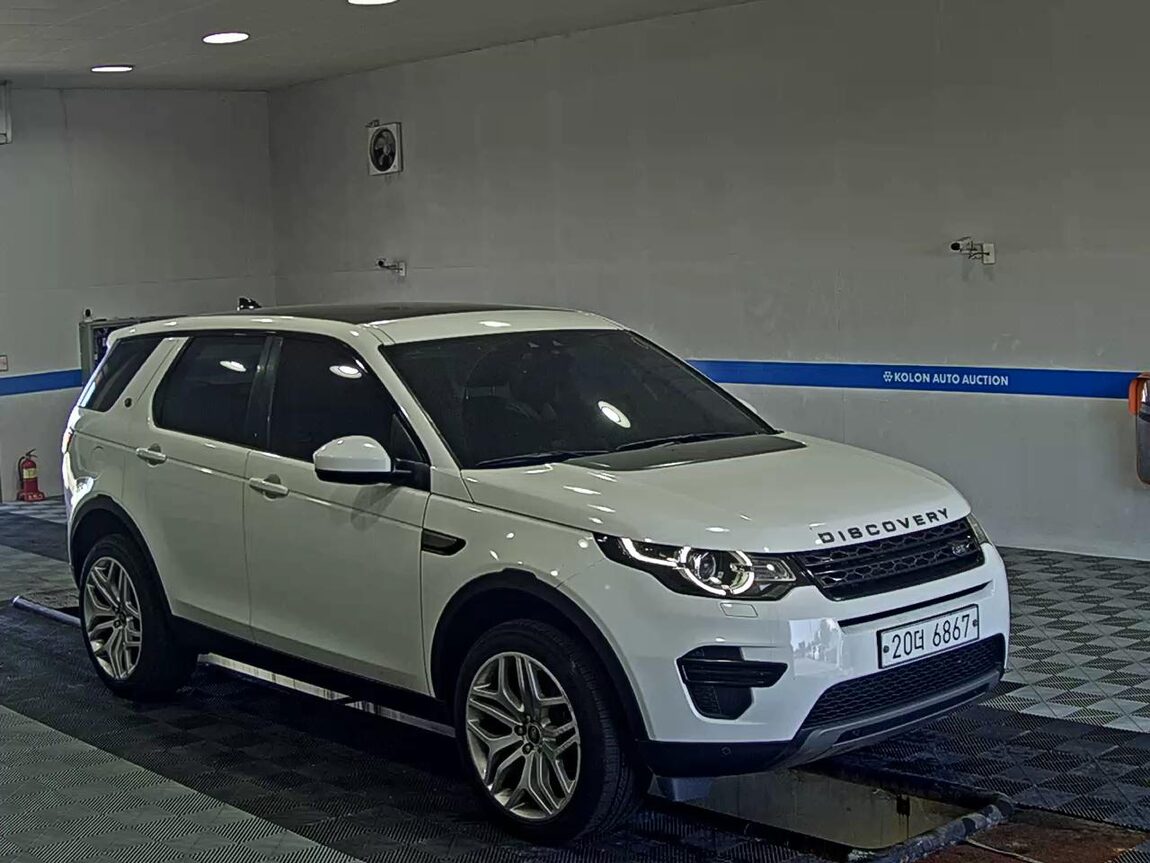 LAND ROVER DISCOVERY SPORT 2.0 TD4 SE (150PS) 2019 - zdjęcie 21