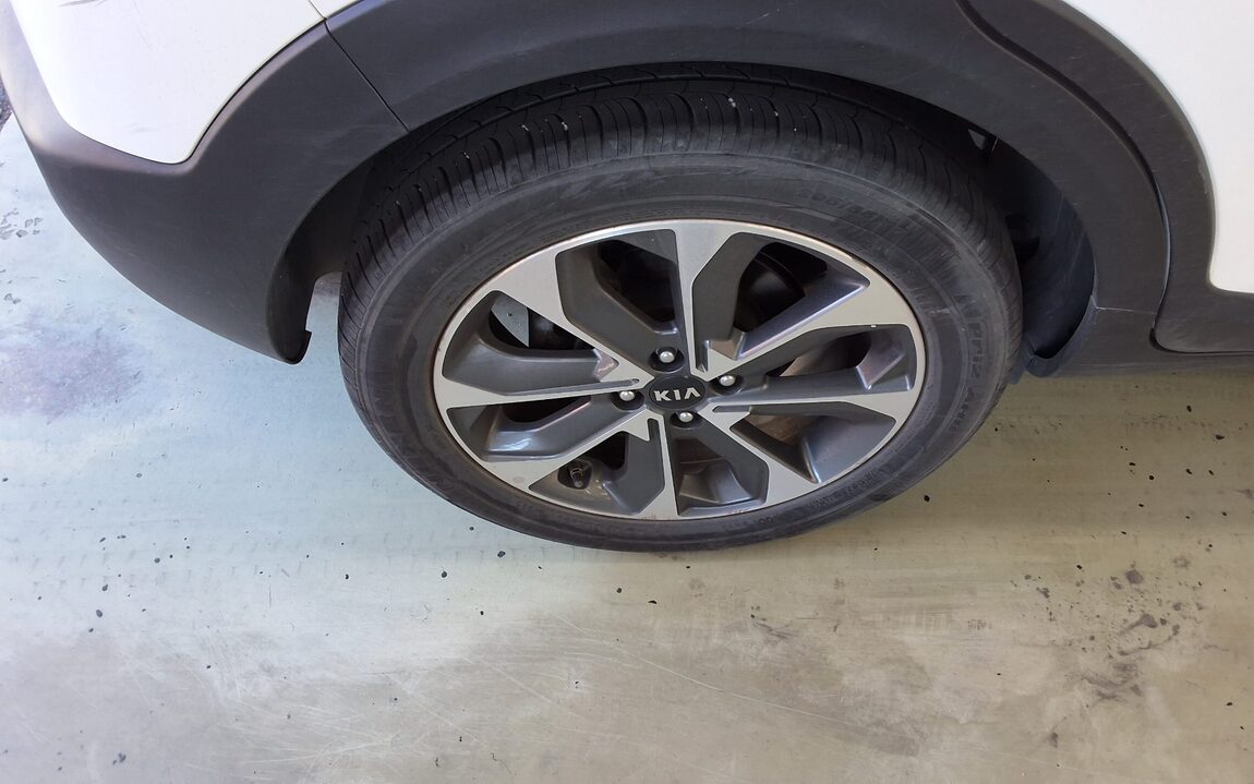 KIA STONIC 1.4 GASOLINE TRENDY 2018 - zdjęcie 26