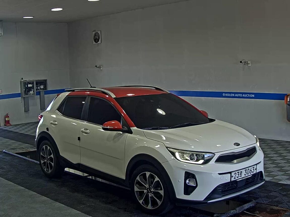 KIA STONIC 1.4 GASOLINE TRENDY 2018 - zdjęcie 3