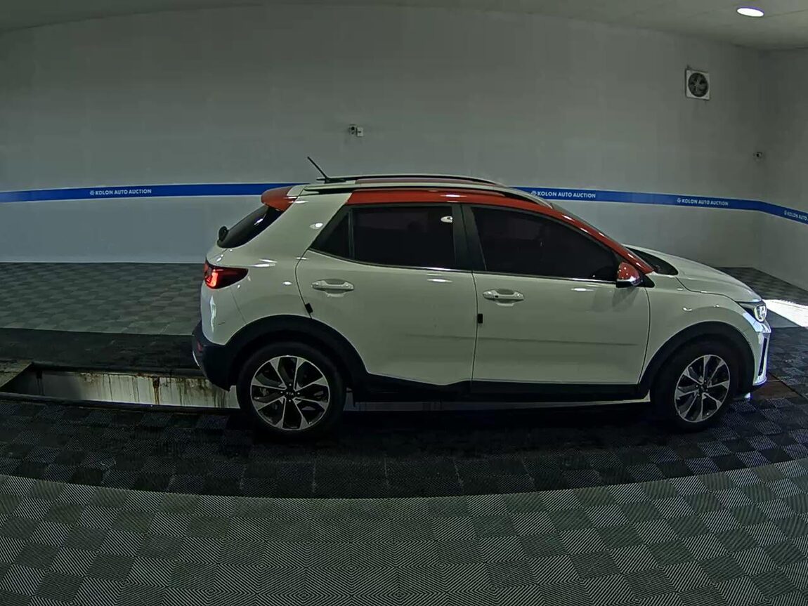 KIA STONIC 1.4 GASOLINE TRENDY 2018 - zdjęcie 4