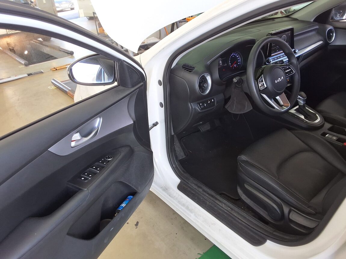 KIA THE NEW K3 1.6 GASOLINE TRENDY 2022 - zdjęcie 11
