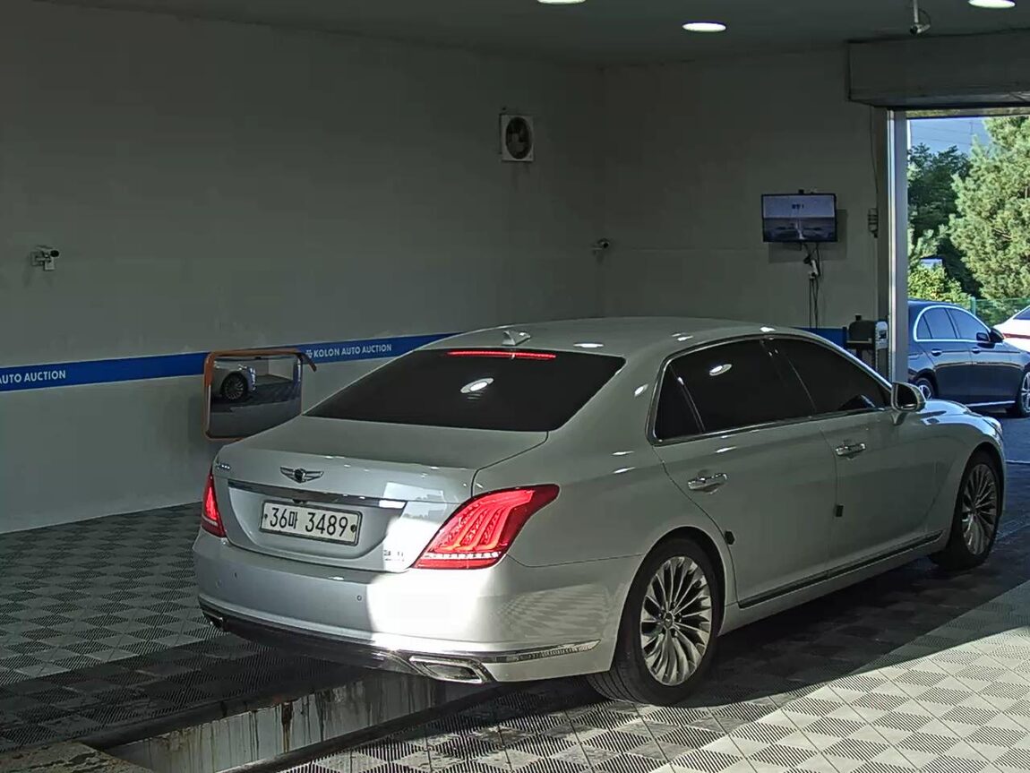 GENESIS EQ900 3.3 TURBO AWD PREMIUM LUXURY 2018 - zdjęcie 5