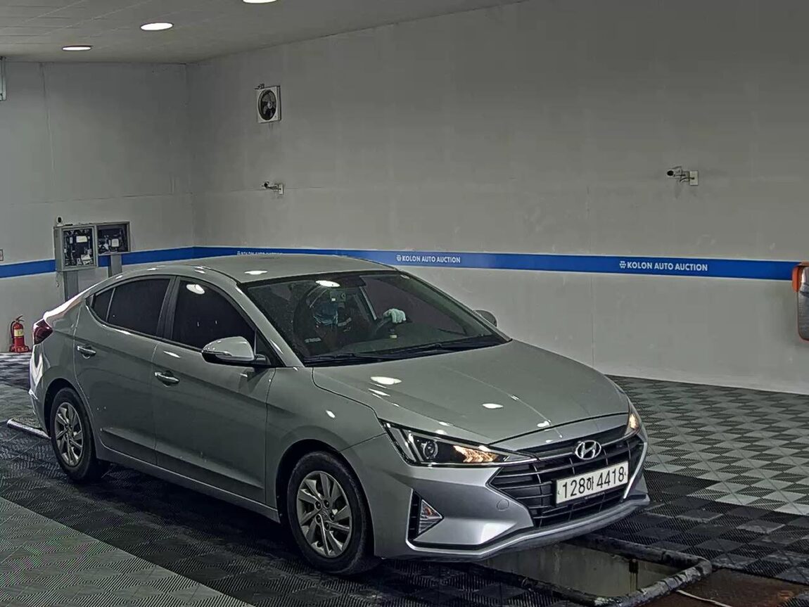 HYUNDAI THE NEW AVANTE AD 1.6 LPI CORPORATE USE 2020 - zdjęcie 3