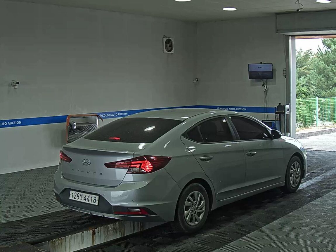 HYUNDAI THE NEW AVANTE AD 1.6 LPI CORPORATE USE 2020 - zdjęcie 5