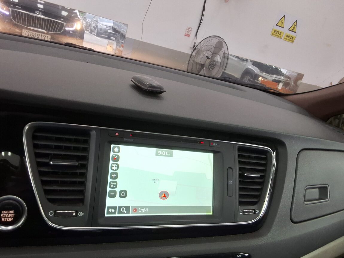 KIA ALL NEW CARNIVAL 9-SEATER DIESEL PRESTIGE 2015 - zdjęcie 18