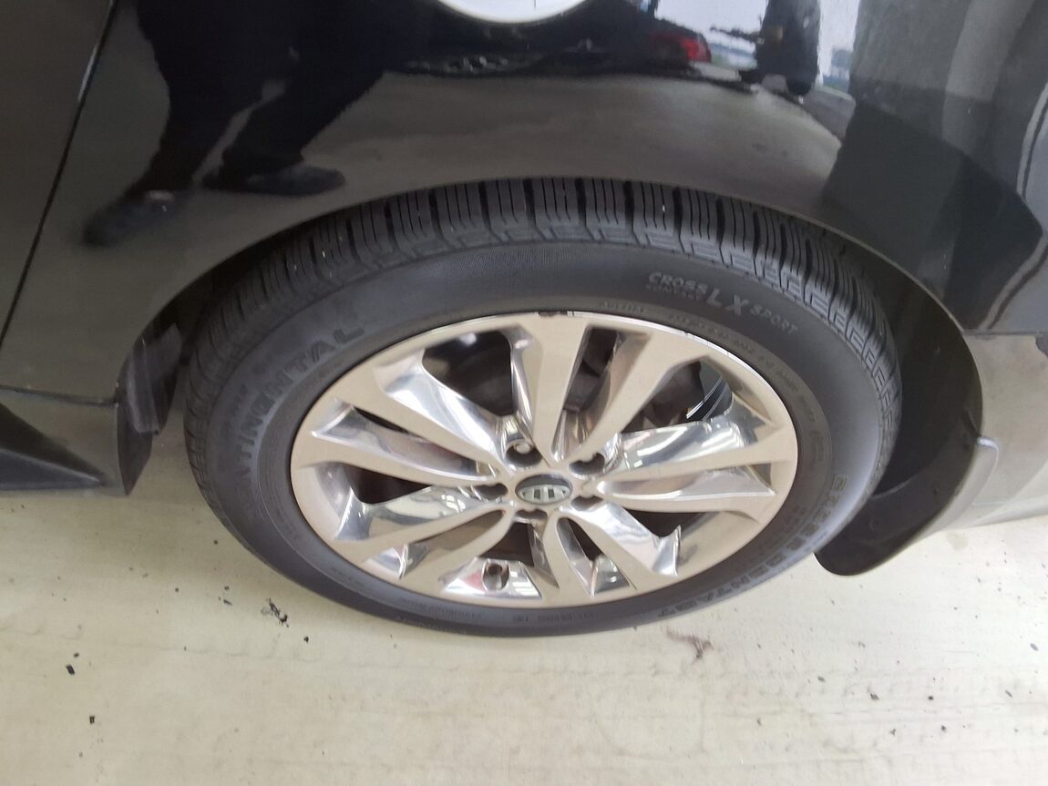 KIA ALL NEW CARNIVAL 9-SEATER DIESEL PRESTIGE 2015 - zdjęcie 24