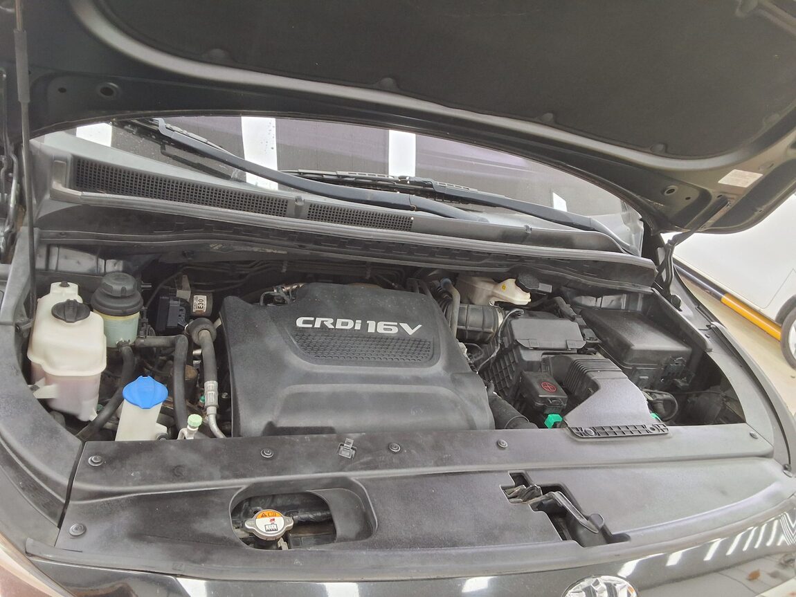 KIA ALL NEW CARNIVAL 9-SEATER DIESEL PRESTIGE 2015 - zdjęcie 22