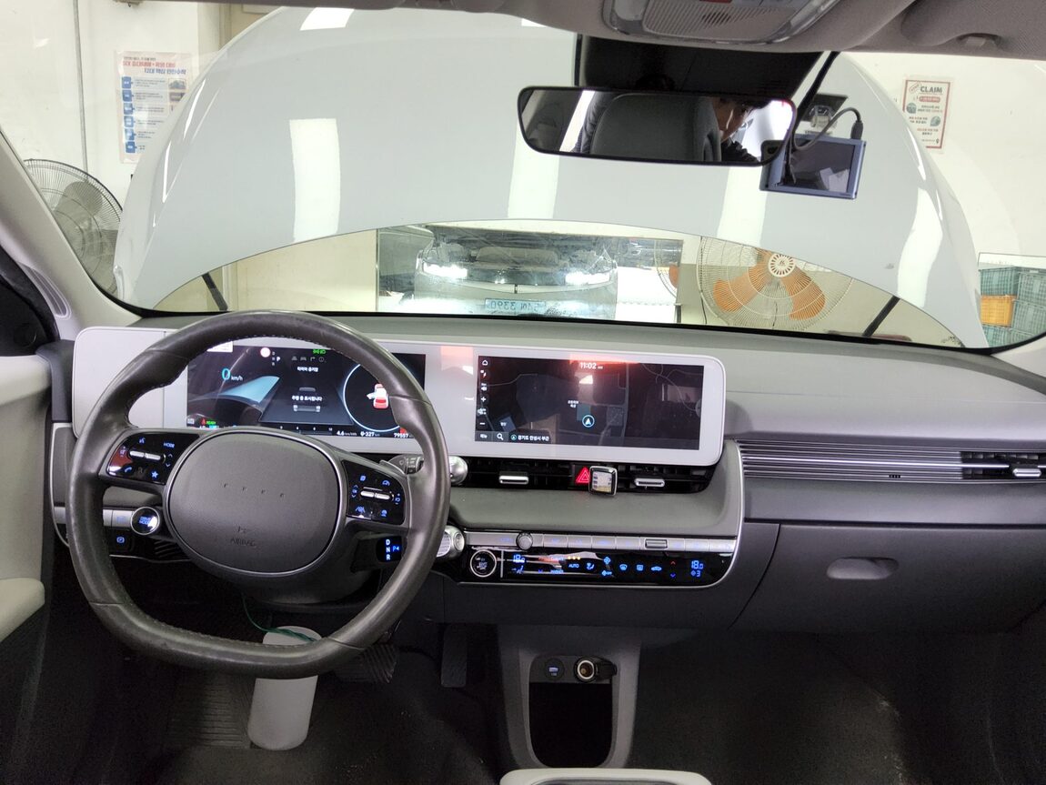 HYUNDAI IONIQ 5 EV 2WD LONG RANGE EXCLUSIVE 2023 - zdjęcie 11