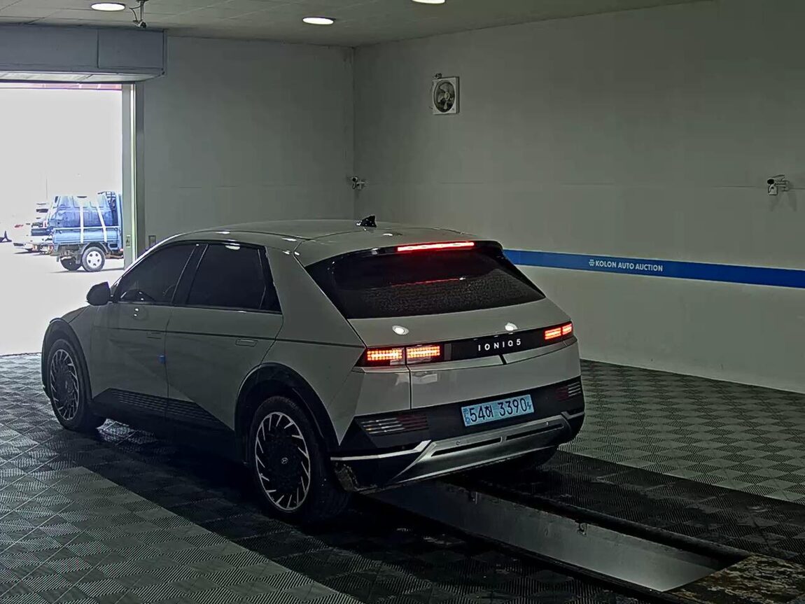 HYUNDAI IONIQ 5 EV 2WD LONG RANGE EXCLUSIVE 2023 - zdjęcie 6