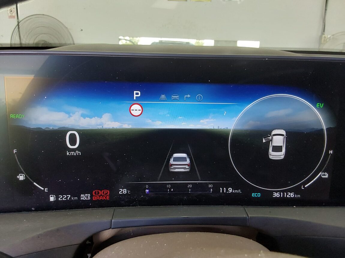 KIA K8 HYBRID HEV SIGNATURE 2022 - zdjęcie 9