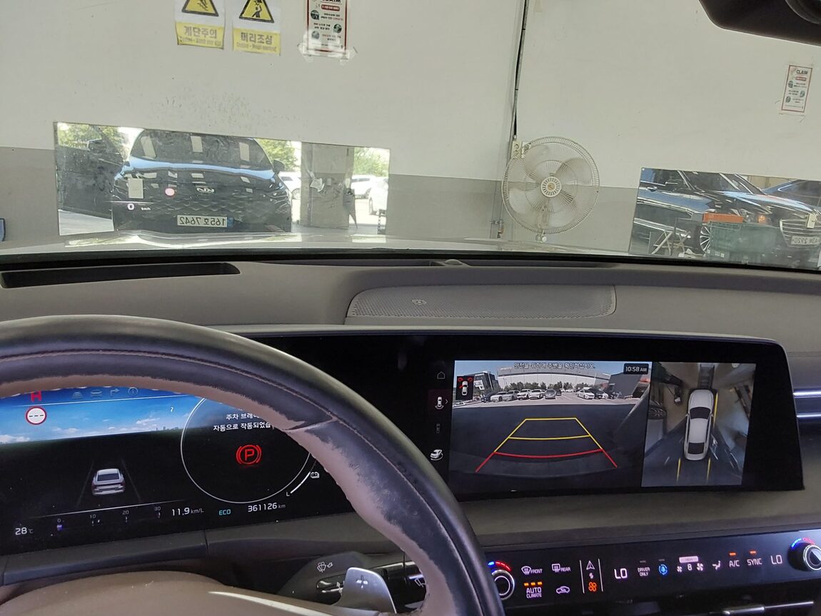 KIA K8 HYBRID HEV SIGNATURE 2022 - zdjęcie 17
