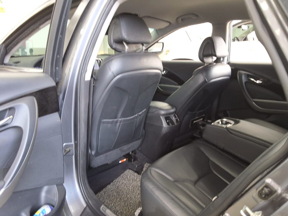 HYUNDAI GRANDEUR HG HG 240 MODERN 2013 - zdjęcie 12