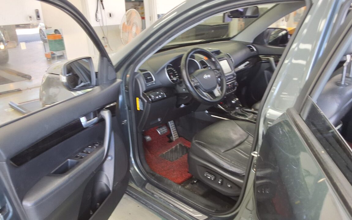KIA NEW SORENTO R R2.0 4WD NOBLESSE 2014 - zdjęcie 10