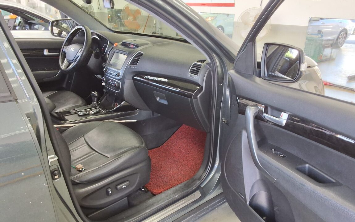 KIA NEW SORENTO R R2.0 4WD NOBLESSE 2014 - zdjęcie 14