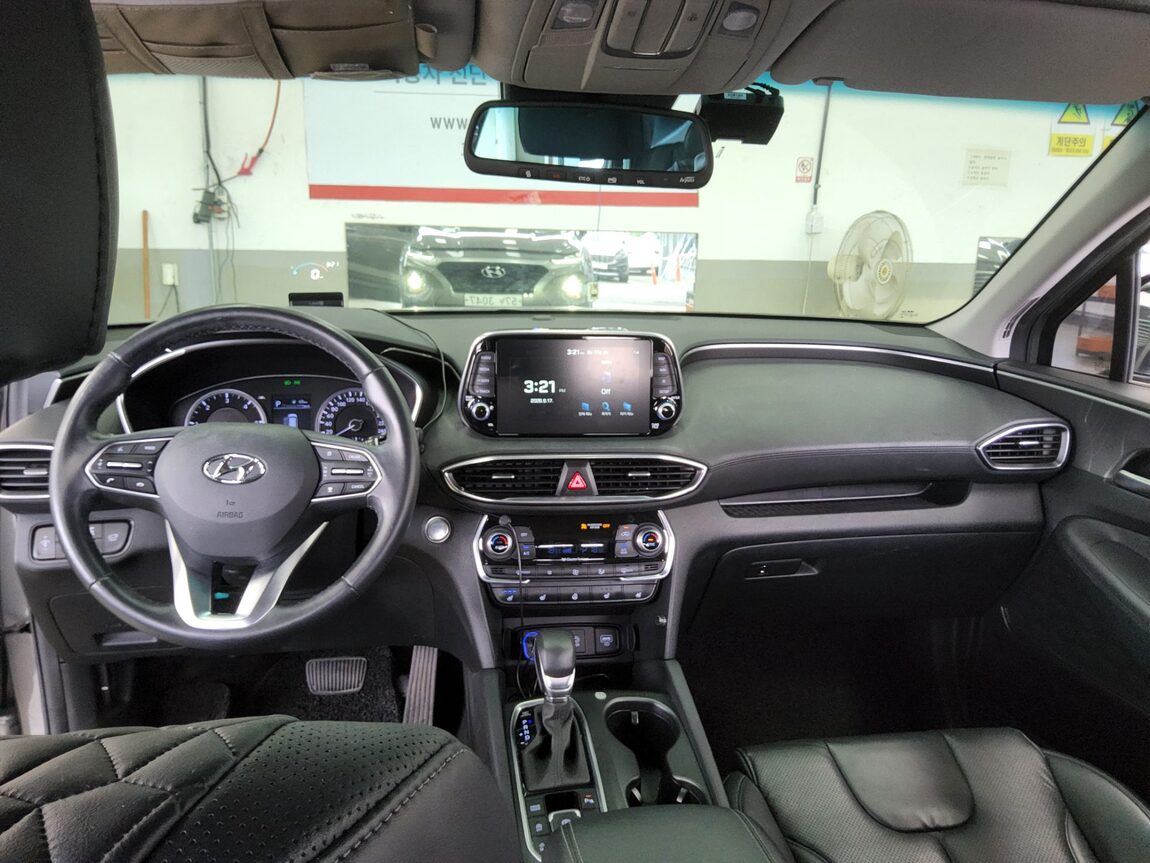 HYUNDAI SANTA FE (TM) R2.2 4WD EXCLUSIVE 2019 - zdjęcie 11
