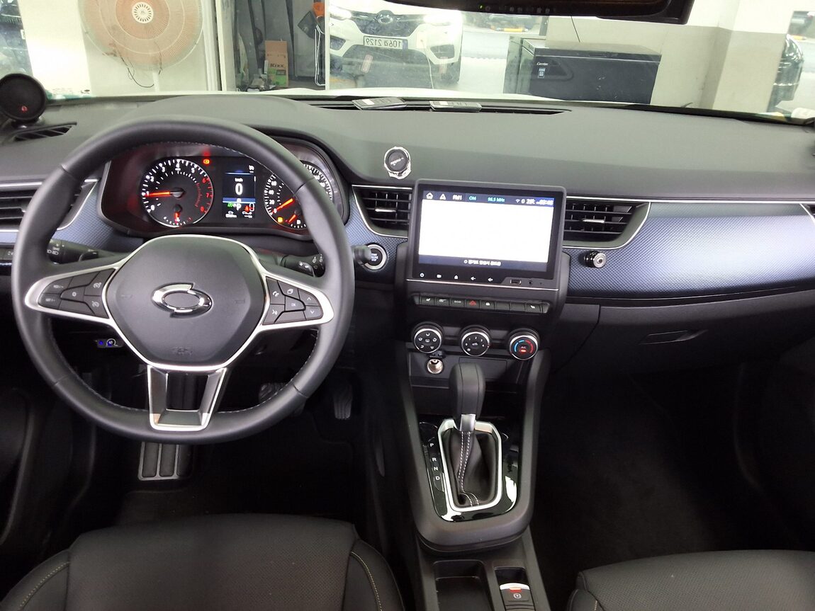 RENAULT (SAMSUNG) XM3 1.6 GTe LE 2024 - zdjęcie 11