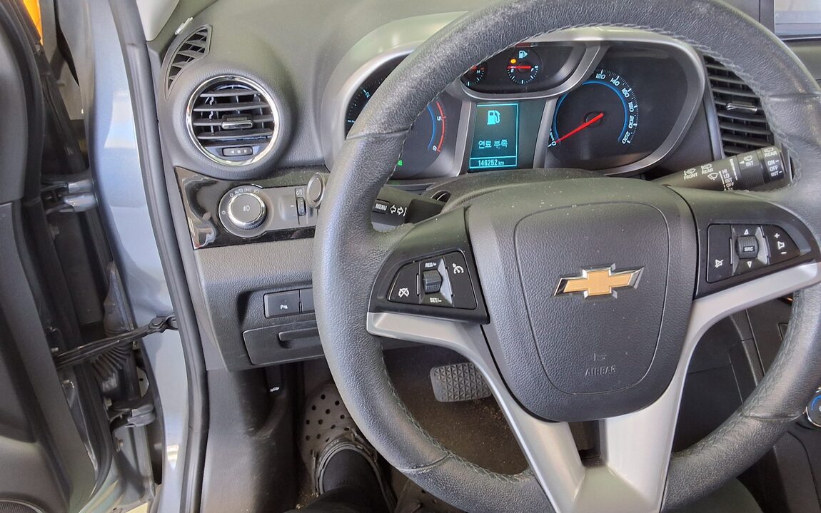 CHEVROLET (DAEWOO) ORLANDO 1.6 DIESEL LT SAFETY 2016 - zdjęcie 17