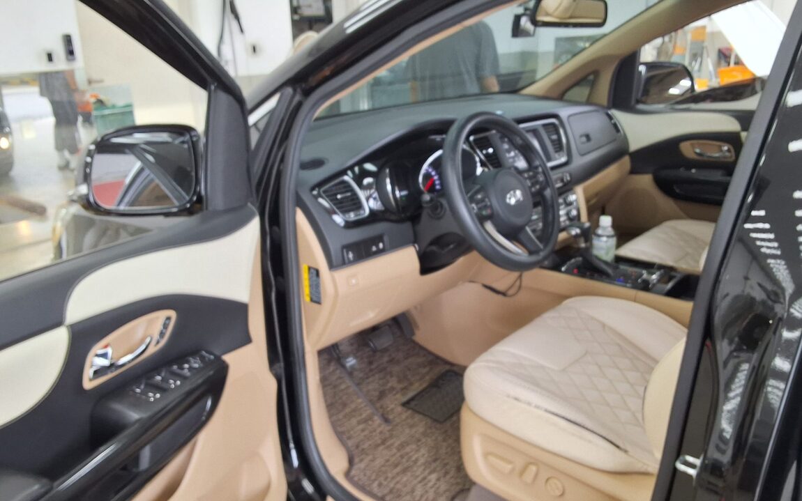 KIA ALL NEW CARNIVAL 9-SEATER DIESEL NOBLESSE 2017 - zdjęcie 10