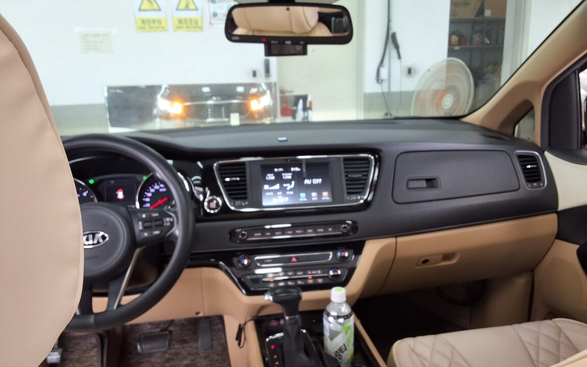 KIA ALL NEW CARNIVAL 9-SEATER DIESEL NOBLESSE 2017 - zdjęcie 11