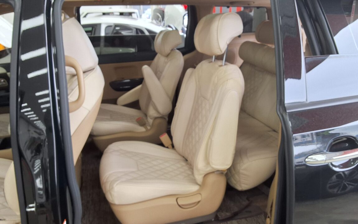 KIA ALL NEW CARNIVAL 9-SEATER DIESEL NOBLESSE 2017 - zdjęcie 12