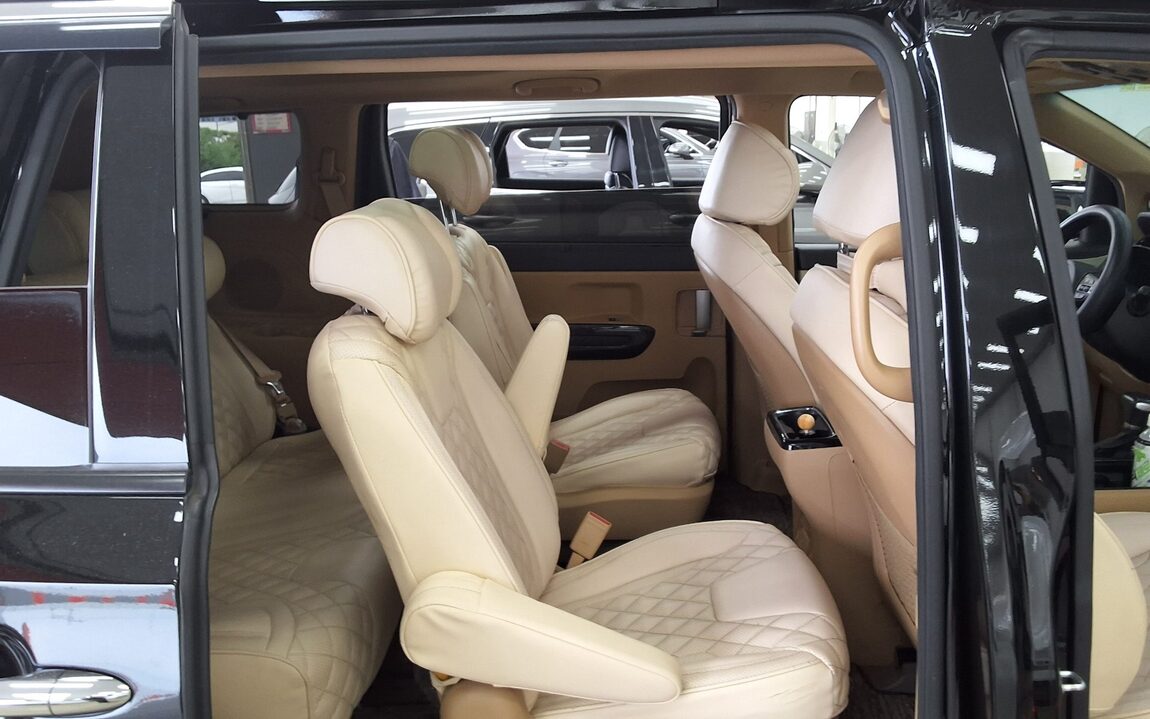 KIA ALL NEW CARNIVAL 9-SEATER DIESEL NOBLESSE 2017 - zdjęcie 13