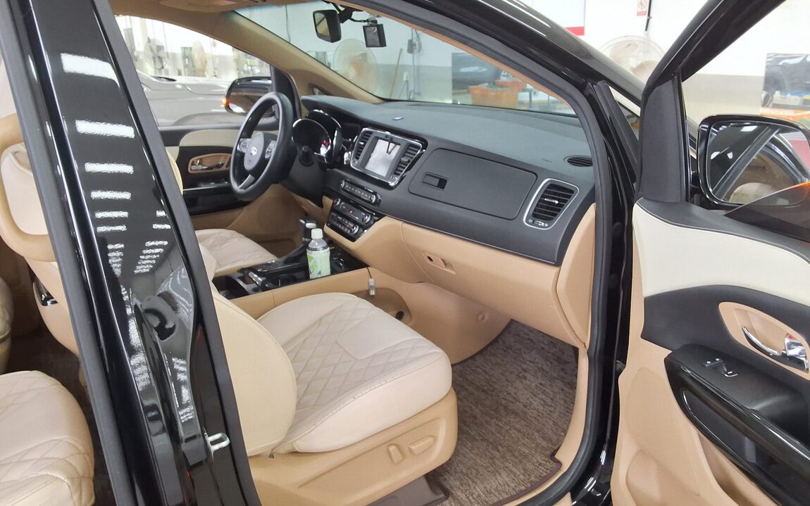 KIA ALL NEW CARNIVAL 9-SEATER DIESEL NOBLESSE 2017 - zdjęcie 14