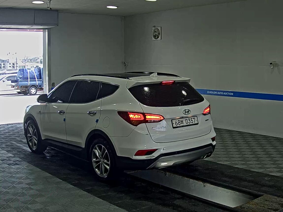 HYUNDAI SANTA FE THE PRIME DIESEL R2.0 2WD EXCLUSIVE 2016 - zdjęcie 6