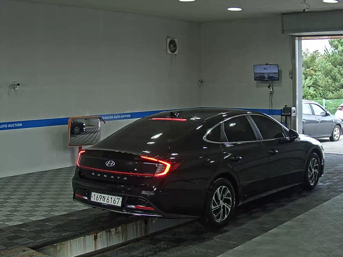 HYUNDAI SONATA (DN8) HYBRID 2.0 HEV MODERN 2023 - zdjęcie 5